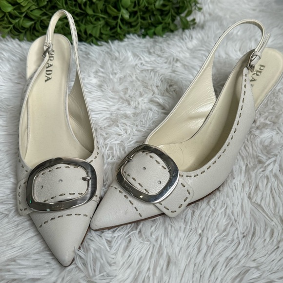 Prada - Picture 3 of 8